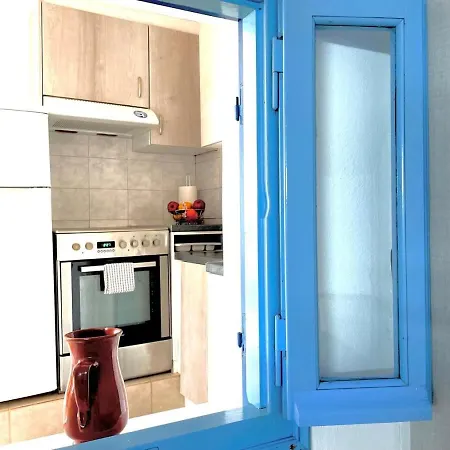Gorgeous White Marsis In Paros Apartmán *